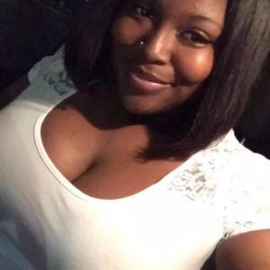 Meet your Posher, Nikkia